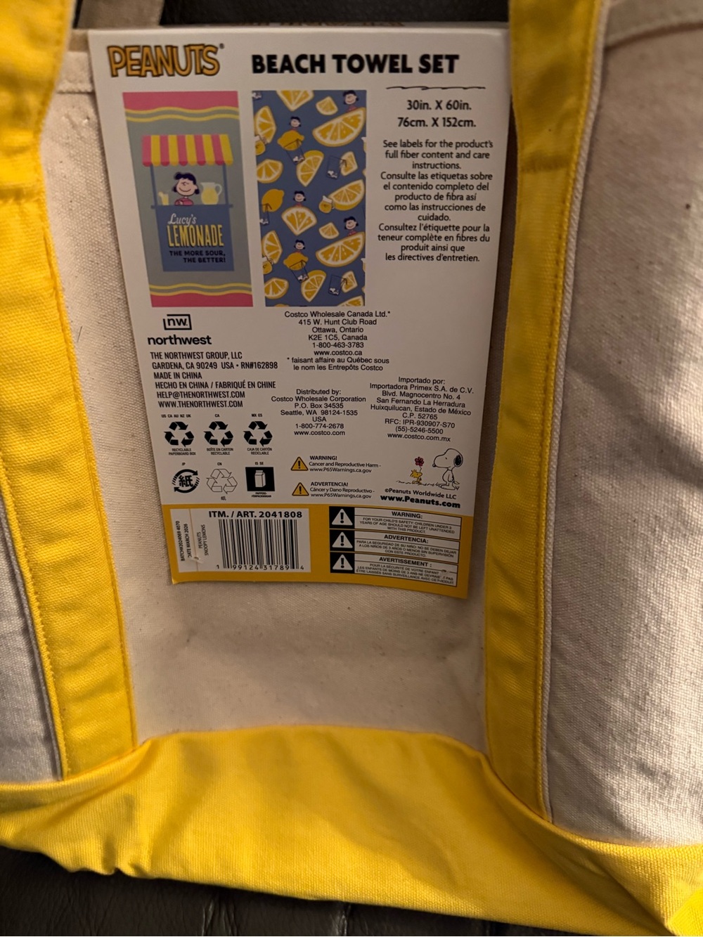 Peanuts Canvas Beach Tote with Yellow Trim with 2 beach towels - Picture 3 of 3